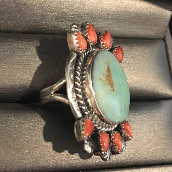 Native American Turquoise and Spiny Oyster Ring - Picture 2 of 4